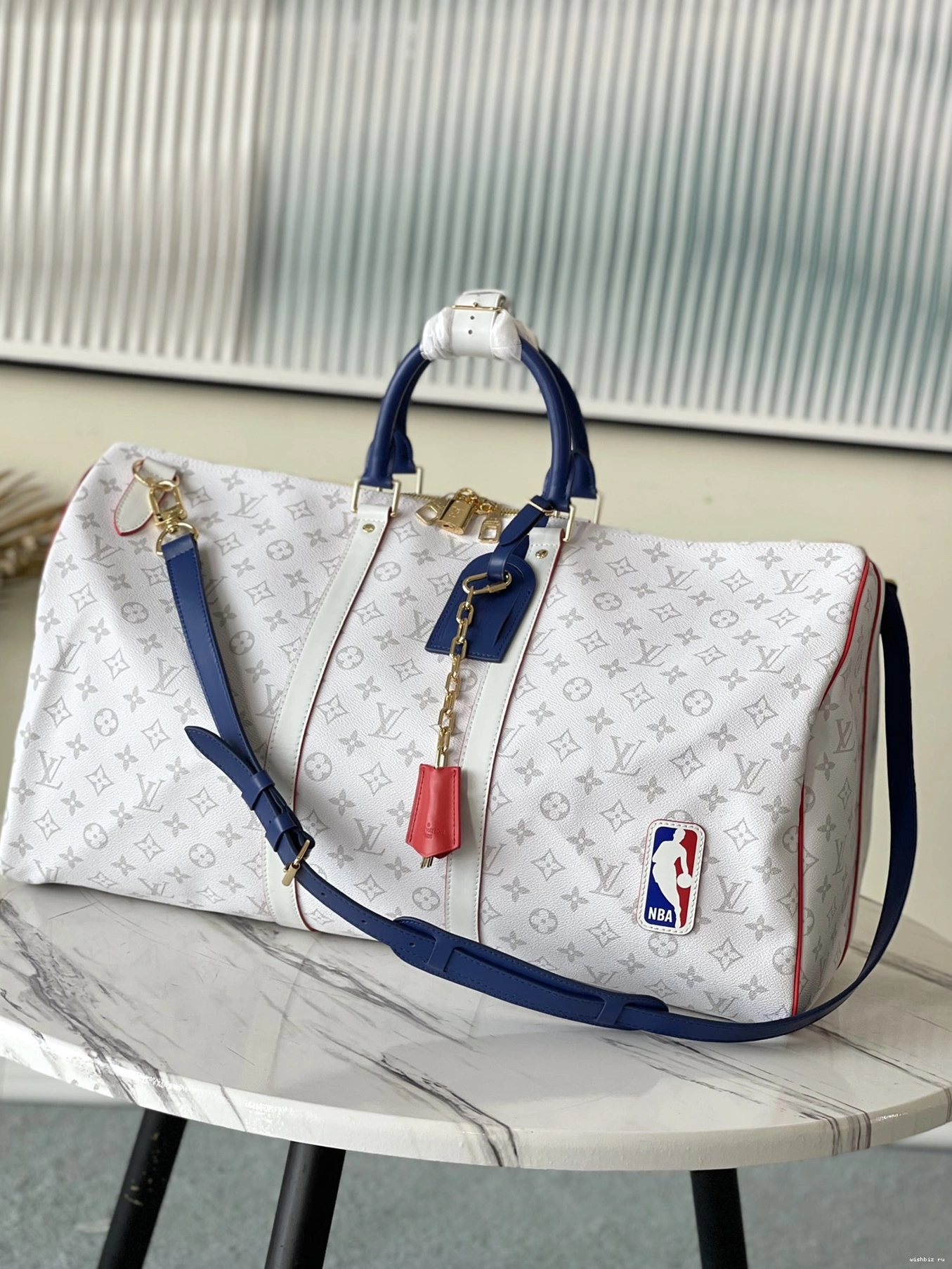 WIS LOUIS KEEPALL VUITTON LVXNBA 55 BASKETBALL 0823